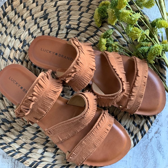Lucky Brand Shoes - Lucky Brand fringe sandals sz 11